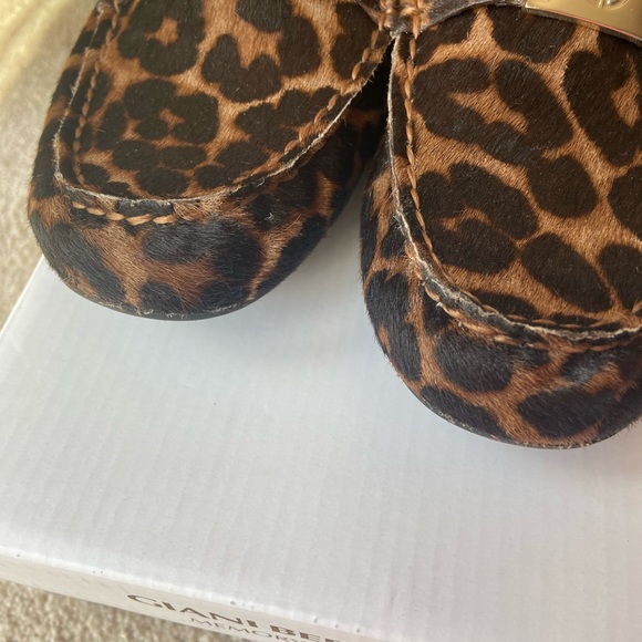 Giani Bernini leopard driving mocs EUC - Picture 5 of 6